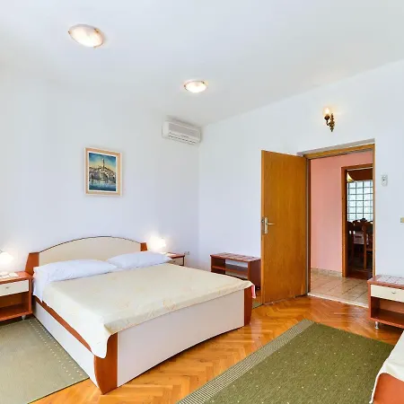 דירה On Island Near Sandy Beaches