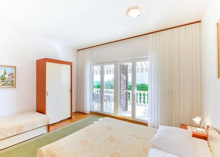 아파트 On Island Near Sandy Beaches *